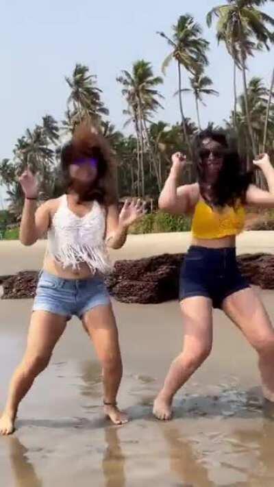 Give a choice, whose thigh would you lick Left or right