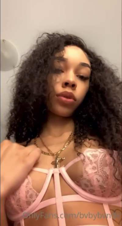 can you help me undress papi