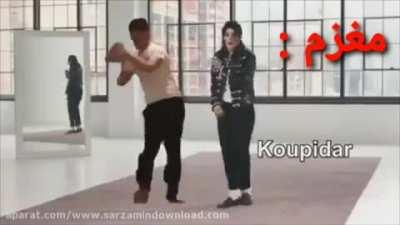 مغزم موقع امتحان ریاضی 😂😂 وت عاب کنید ببینیم اریا هم موقع امتحان ریاضی اینجوری بوده .