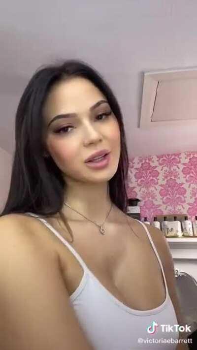 Sexy librarian glasses 🤓