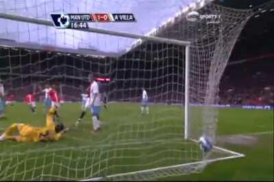 Throwback to Ronaldo scoring a back heel against Aston Villa