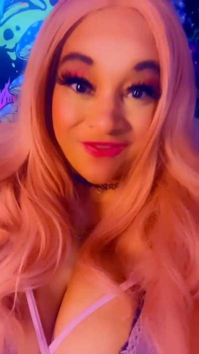 Catch This Slut Fucking Live All Week [DaddydGoodGirl3333]