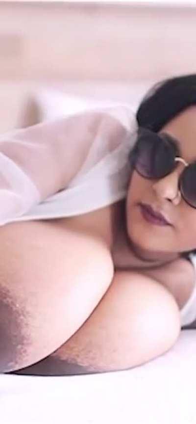 Jerking hard and fast to her