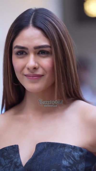 Mrunal Thakur Peach Perfect