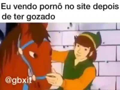 Duvido que exista alguém que assista um filme adulto sem tocar na mente do paiasso