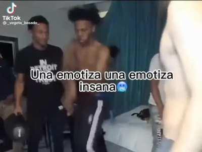 la emotiza insana🤭