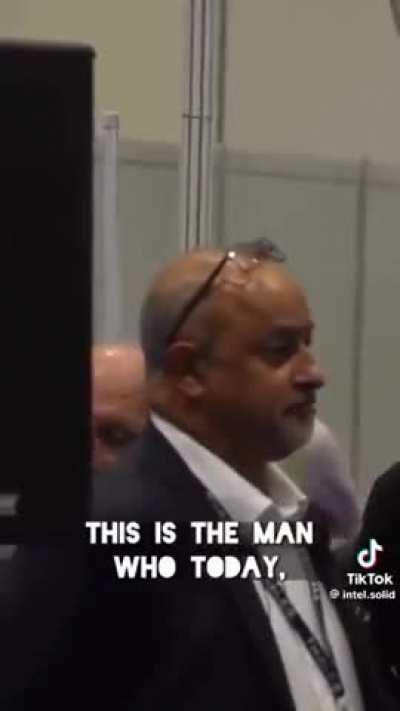 Activists disrupt a speech on 'safer skies' by weapons firm Thales, who make military drones in collaboration with Israel's largest arms firm Elbit.
