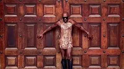 K’Sante after carrying his entire flop team with his heterophobic kit 👨🏾‍❤️‍💋‍👨🏿