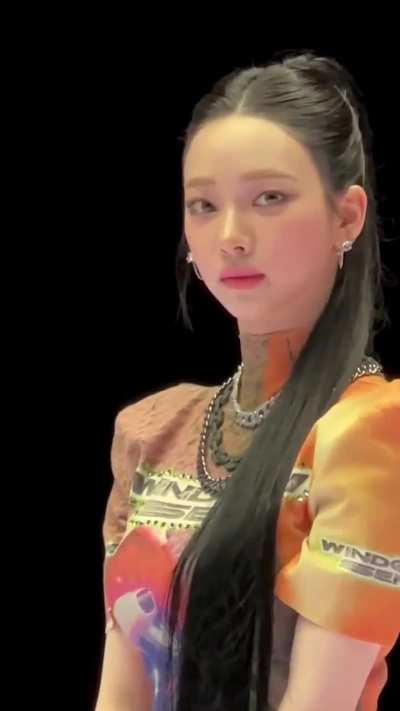 Karina waiting for your command 