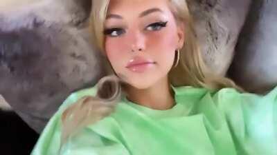 Obsessed with her lips