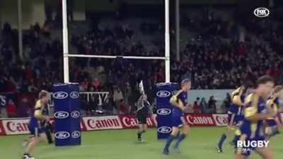 Magical curved kick from Dan Carter