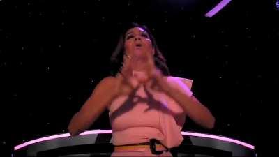 The Miracle Violinist: Manami Ito overcame her lost of arm to continue playing the violin