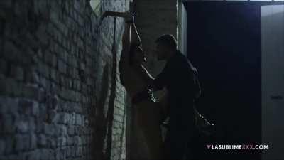 [/r/porninaminute] Valentina Nappi tied up and used