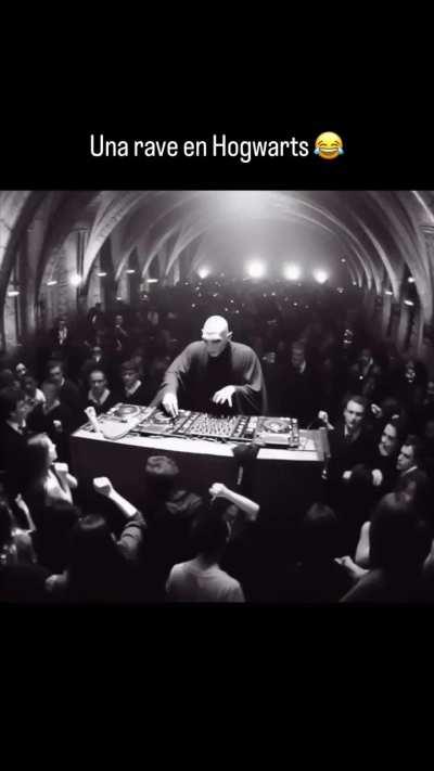 Un poco rara la nueva película  lo XD 