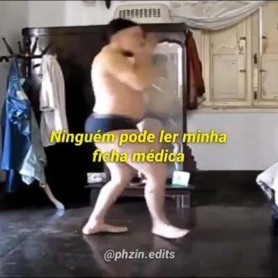 Boa tarde, alguém sabe o nome da música? Tentei pesquisar pela letra que aparece no vídeo, mas não achei.