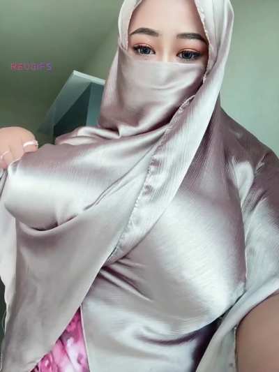 My bewbs has something to say..