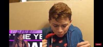 Everytime she says uhm he's eats a pepper