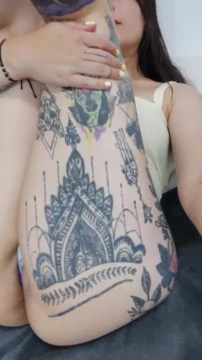 25 yo and a mother, but i need a Reddit crush to eat me out daily!