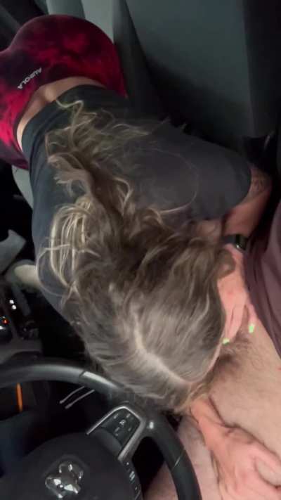 Hotwife car blowjob!