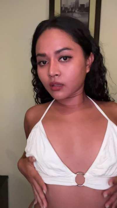 If my body made you stop scrolling, I’ll let you slide right in