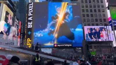 This guy (@Hitsuran99) bought a billboard in Times Sqaure to celebrate Toshiro Hitsugaya's birthday!!! GOAT.