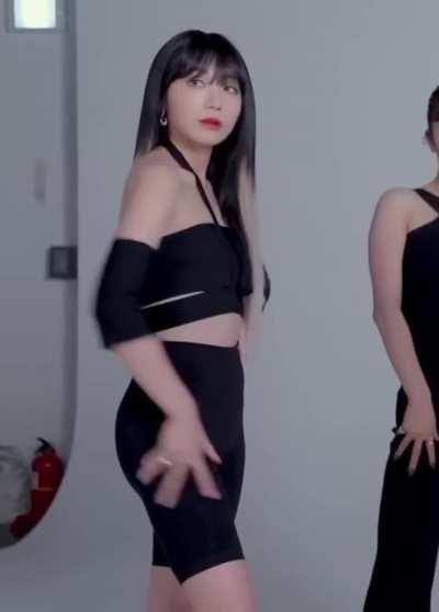 Apink Jung Eunji Body