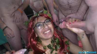 Live NOW: Cosplay bukkake facials and snowballing with Samantha and Desi Mouse