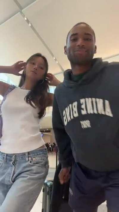 Lily Chee's shake & dance