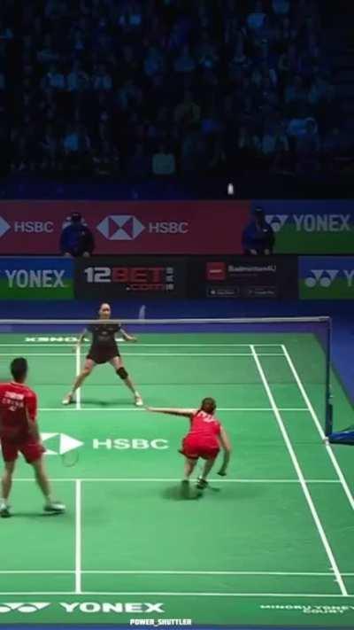 I can't stop watching this.