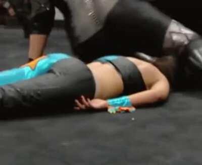 Nia makin that booty jiggle