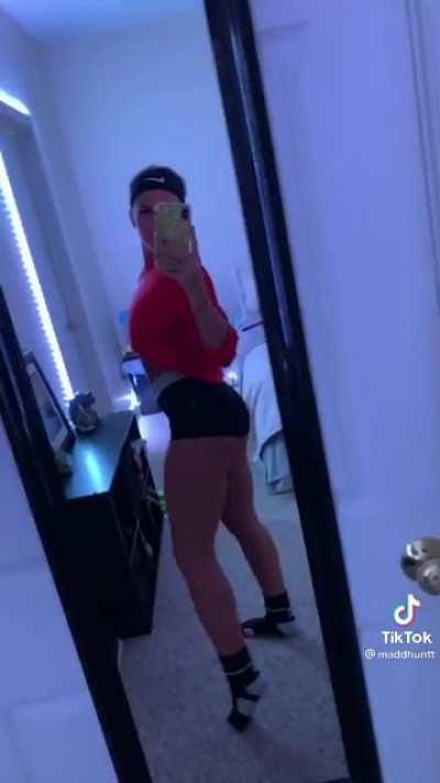 Maddhunt at her best