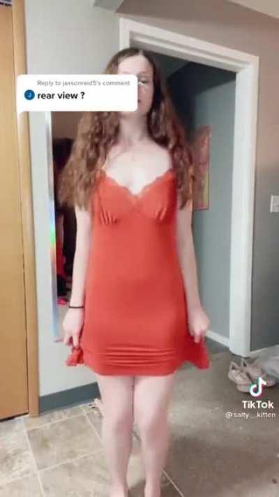 I’d fold her lil ass up ✊🏿🤧💯