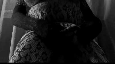 Help me massage it - with your face 😉