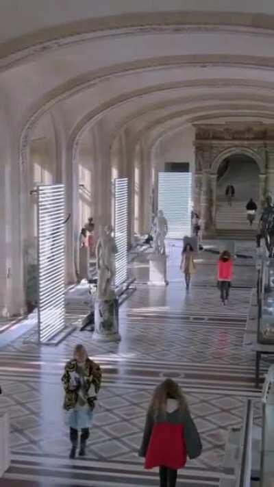 210316 @louisvuitton IGTV Update with Somi (Somi Only Cut)