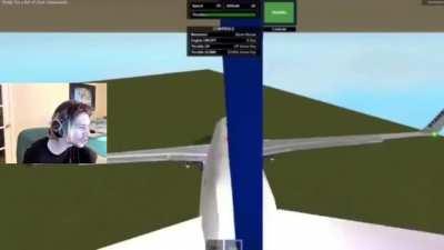 Xqc playing Microsoft flight simulator 2020