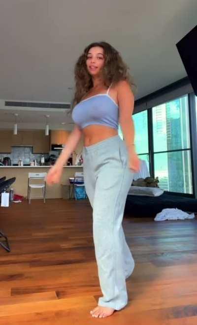 Big Tits GIF by kingofbounciness