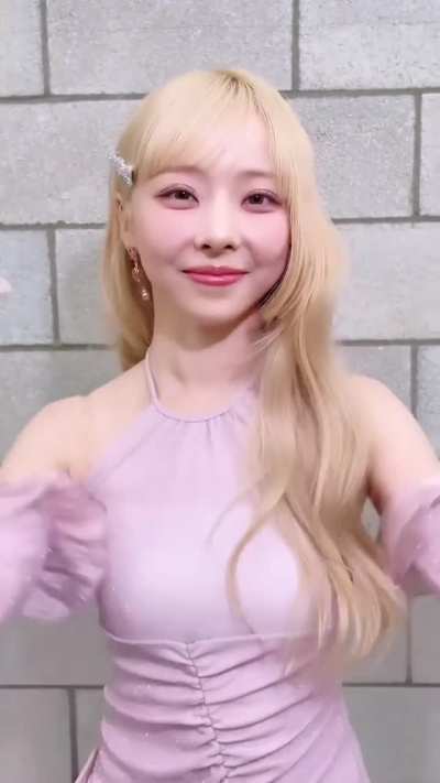 240424 Vivi Instagram Update