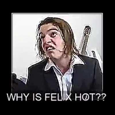 oh no he's hot guys😳😳