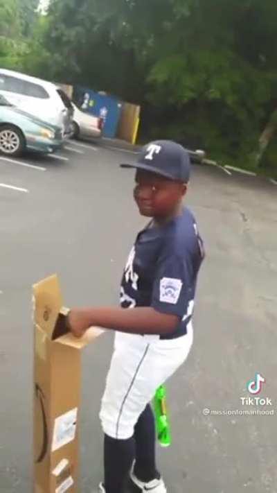 kid thought dad forgot abt bday..