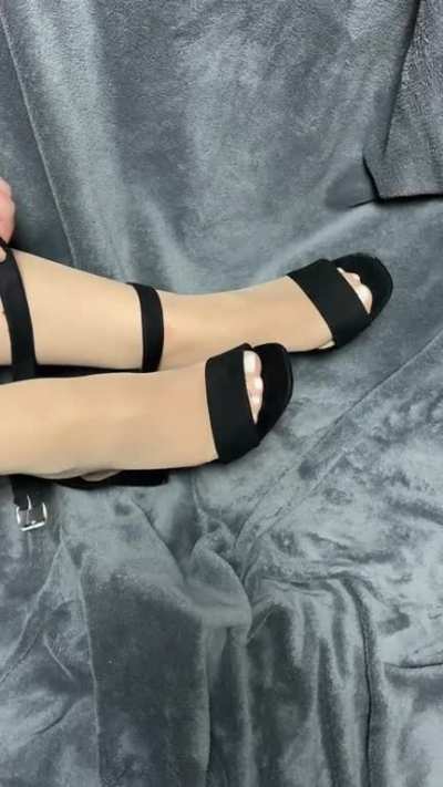 Come take the other pair off 😉