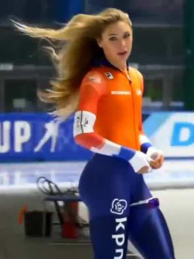 Dutch speed skater Jutta Leerdam