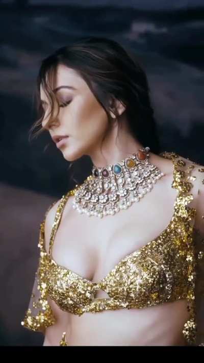 Rakul Preet Singh Erotic Look 🔥😍