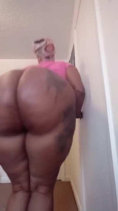 Pink Top Phat Bottom