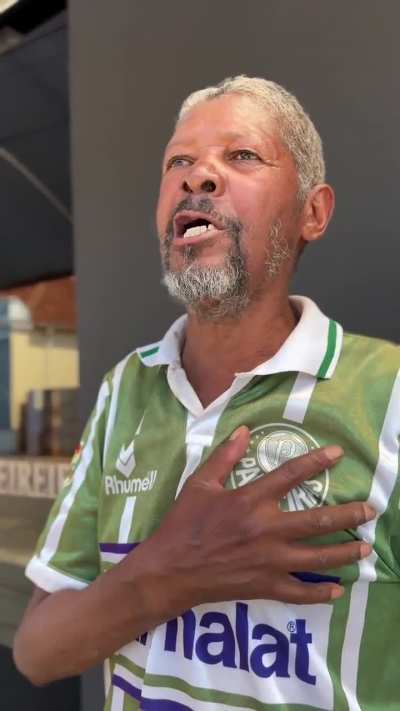 Canta o hino do Parmera... 😁🐖💩