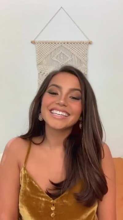 Isabela describing her shy side in interviews (Part 1)