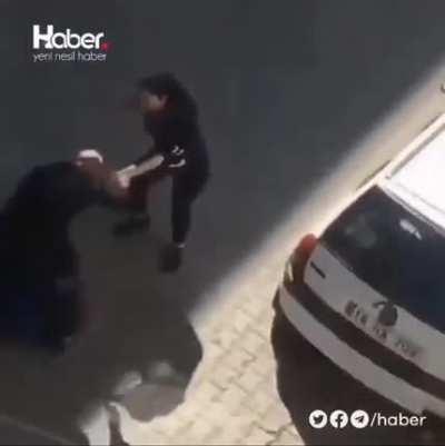 a man who puts hands on a woman gets instantly rekt.