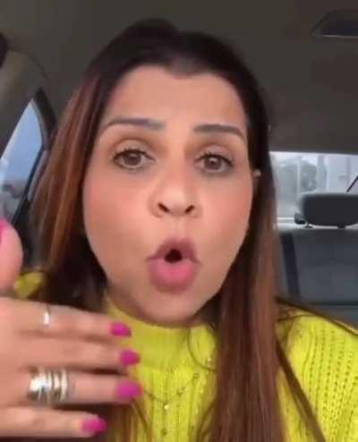 Let's play a game: Pause o vídeo, encha a boca de água e assista até o final.