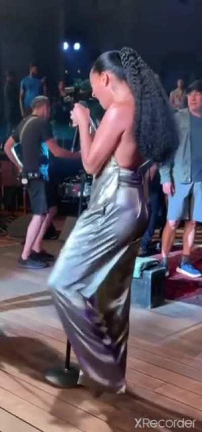Tracee Dancing for us!! Damn!!