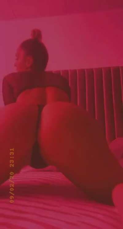 Part 2 twerk video, Message me for the full frontal nude!!! ASAP I got it!!