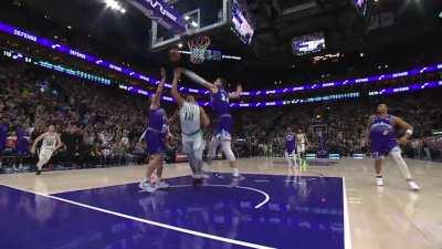 [Highlight] Walker Kessler's game winning block with replays. The rookie is averaging 3.8 blocks per game since the All-Star break.